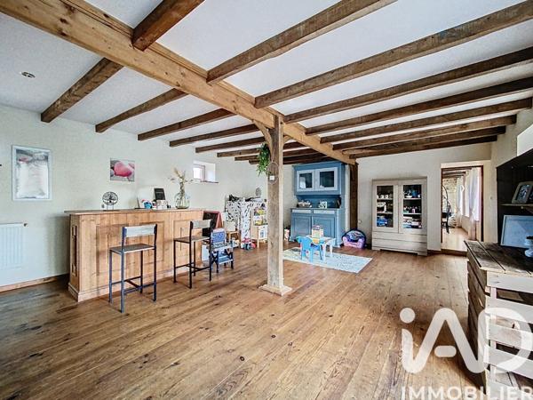 Maison à vendre 5 pièces 205 m² Grâce-Uzel