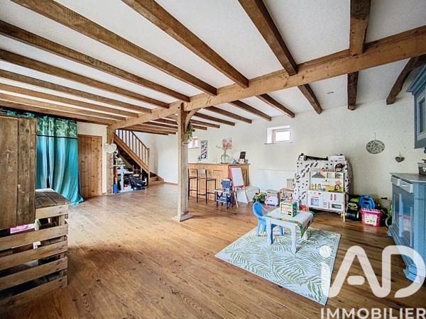 Maison à vendre 5 pièces 205 m² Grâce-Uzel