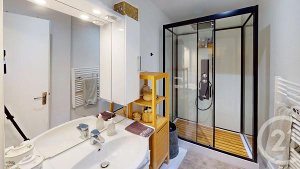 Appartement F3 à vendre  3 pièces - 53,74 m 2   MOUTHE  - 25