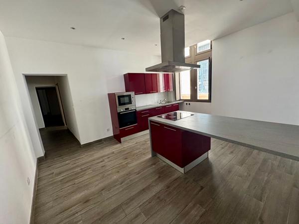 Appartement Nimes 5 pièce(s) 123.33 m2