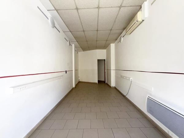 Location Local commercial 2 pièces à Bollène