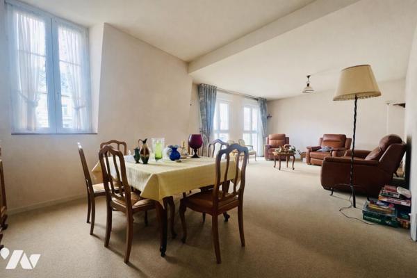 TOURS HYPER-CENTRE – RUE DE LA PRÉFECTURE
Nationale - Tramway
ASCENSEUR – GARAGE – CAVE