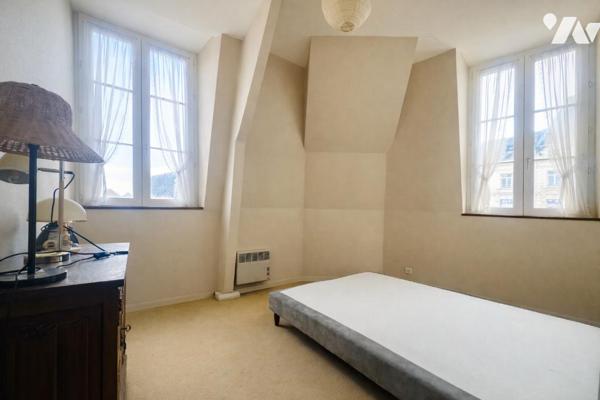 TOURS HYPER-CENTRE – RUE DE LA PRÉFECTURE
Nationale - Tramway
ASCENSEUR – GARAGE – CAVE