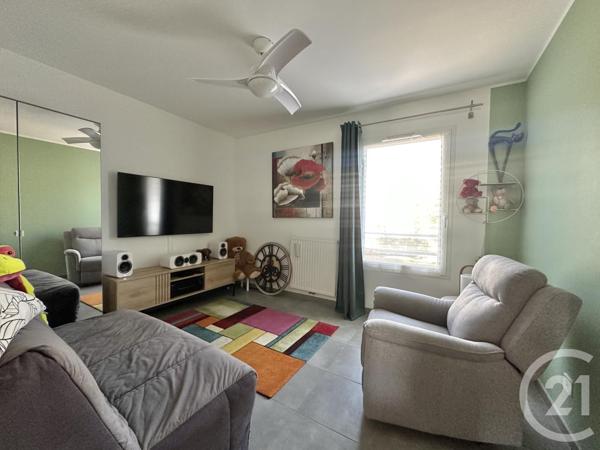 Appartement F4 à vendre  4 pièces - 79 m2 ST CYR SUR MER - 83