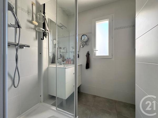 Appartement F4 à vendre  4 pièces - 79 m2 ST CYR SUR MER - 83