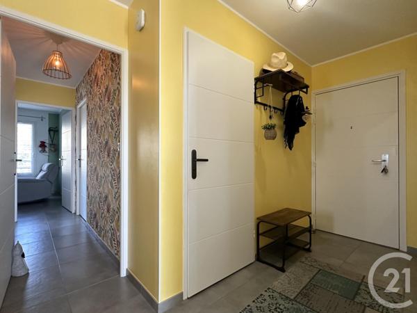 Appartement F4 à vendre  4 pièces - 79 m2 ST CYR SUR MER - 83