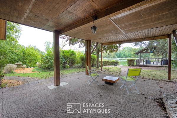 Ensemble de deux chalets sur étang aux alentours de Roye