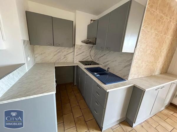 Appartement à louer 3 pièces 47.4m² Fos-sur-Mer (13270)