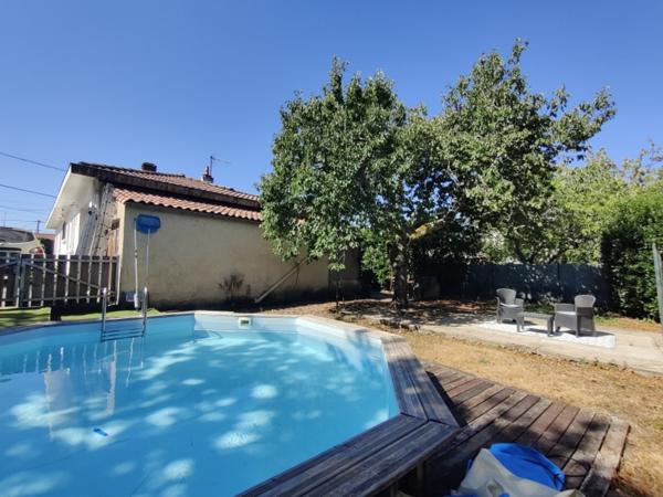 Maison  5 pièce(s)  4 chambre(s)  100 m²