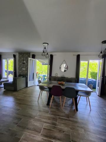 Maison  5 pièce(s)  4 chambre(s)  100 m²