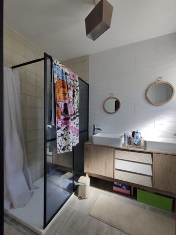 Maison  5 pièce(s)  4 chambre(s)  100 m²