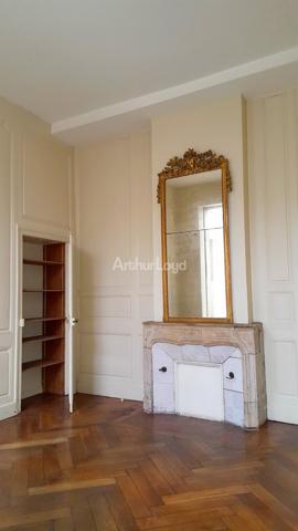 BUREAUX à LOUER de 198 m²