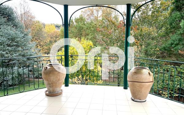 Appartement à louer    4 pièces • 119,36 m2 La Varenne - Saint-Maur-des-Fossés