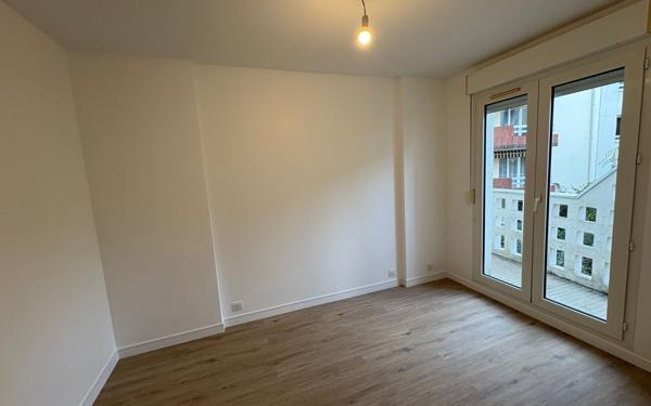 Appartement à louer    4 pièces • 75,90 m2 Nogent-sur-Marne