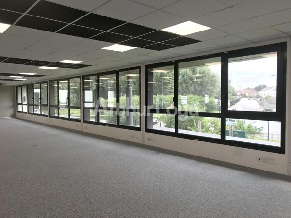 Location de Bureaux privatifs à deux pas de tous commerces et restaurations