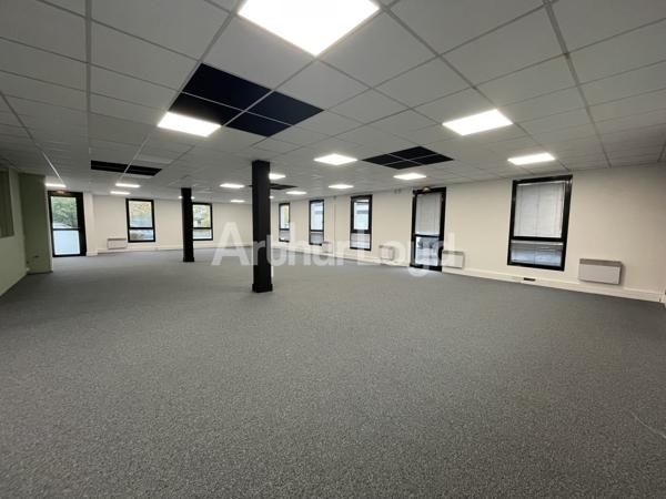 Location de Bureaux privatifs à deux pas de tous commerces et restaurations
