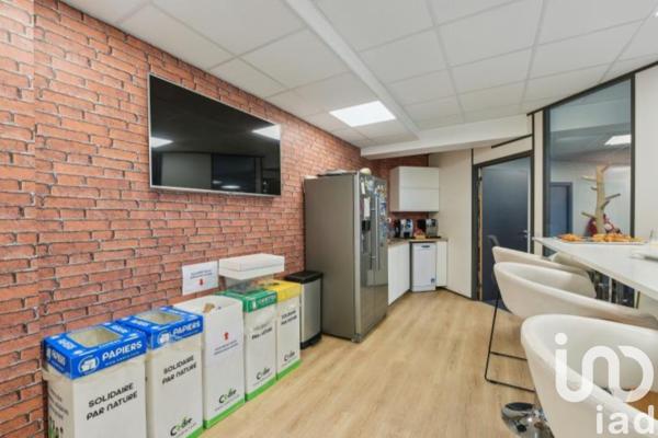 Building for sale 455 m² Boulogne-Billancourt