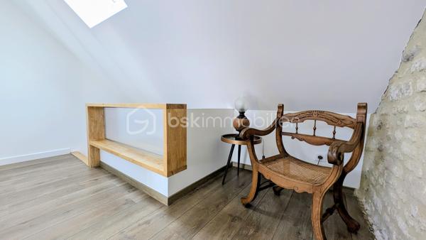 EXCLUSIVITE

Découvrez cette magnifique maison de 1800, récemment rénovée (2023), située à Luc-sur-Mer. 

Alliant charme ancien et confort moderne, elle offre une vie paisible à quelques minutes de la mer. 

Parfaitement agencée sur trois niveaux, cette maison offre 155 m² d'espace ( 166 au sol ) avec six pièces accueillantes comprenant quatre chambres, une salle d'eau et une salle de bain.

Au rez-de-chaussée, profitez d'un séjour chaleureux avec cheminée et une cuisine moderne parfaitement équipée. 

L'agencement soigné et les matériaux de qualité  confèrent à l'ensemble un confort optimal,  (un bon diagnostic énergétique en  C )  agrémenté par un chauffage individuel au gaz. 

Le calme et l'absence de vis-à-vis complètent cette atmosphère sereine.

  Notez par ailleurs que cette demeure est très ensoleillée grâce à son orientation sud où les bains de soleils en terrasse seront de rigueur !
A moins que vous ne préfériez vous prélasser dans le jardin toujours exposé sud. 

Le gros plus, une maison en pierre d'environ 70m² à restaurer pour accueillir les amis où avoir un apport financier supplémentaire en louant. 
Déjà une pièce (avec salle d'eau et wc) fonctionnelle.

Dans un quartier paisible, vous pourrez vous stationner dans la cour ou dans le garage de 30m².

Côté commodités, cette maison à fort potentiel est située non loin des écoles, commerces et services essentiels. 

Sa taxe foncière annuelle s'élève à 1300€. 
 
Pour résumer :
Maison principale 155m²
4 chambres (en étage et dont une suite parentale spacieuse sous combles)
1 salle d'eau 
1 salle de bain
1 wc par niveau
45m² de pièce de vie
Cuisine A/E séparée 
1 garage 30m²
2 ateliers de 14² chacun
1 maison a restaurer d'environ 70m²
Jardin, terrasse.

En vente et prête à vous accueillir, c'est un véritable coup de cœur à visiter sans tarder! 
Contactez Nathalie Demarquay pour plus d'informations.