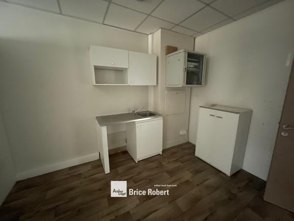 Bureaux à louer avec parkings en sous sol à Caluire et Cuire surface 112 m2