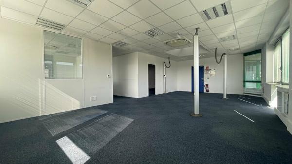 À LOUER - HARFLEUR - IMMEUBLE DE BUREAUX - 285 M2