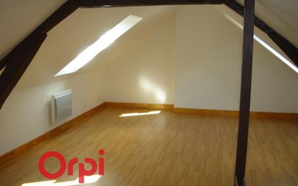 Appartement à louer    4 pièces •  Brionne