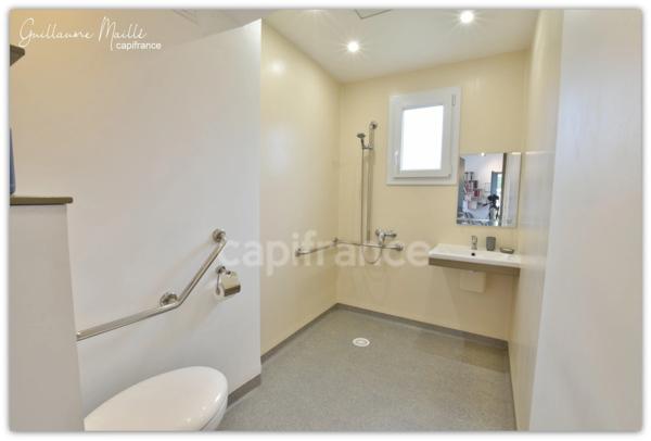 Maison à vendre 4 pièces pour 80m² rénovée et meublée à LAMALOU LES BAINS