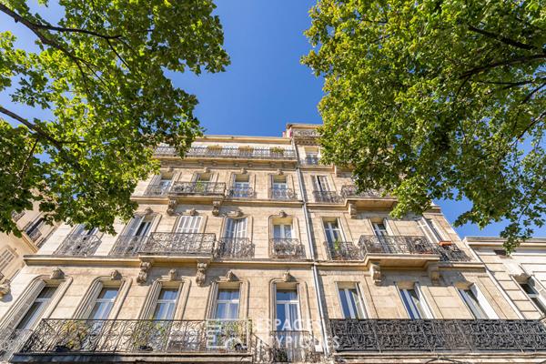 Appartement Bourgeois en dernier étage avec vue dégagée