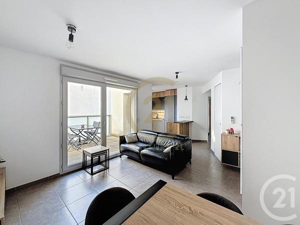 Appartement F3 à vendre  3 pièces - 61,15 m2 PIERRE BENITE - 69