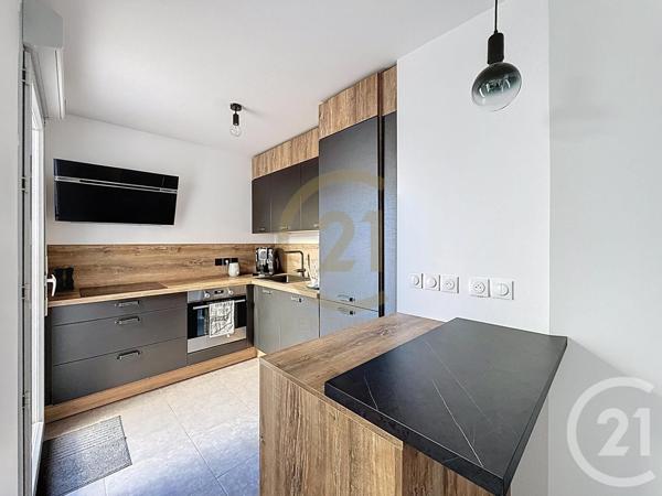 Appartement F3 à vendre  3 pièces - 61,15 m2 PIERRE BENITE - 69