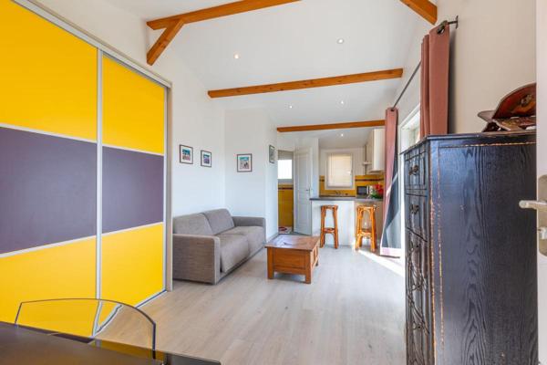 SAINT-SATURNIN-LÈS-AVIGNON ? UNE MAISON, PLUSIEURS PROJETS DE VIE