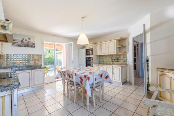 SAINT-SATURNIN-LÈS-AVIGNON ? UNE MAISON, PLUSIEURS PROJETS DE VIE