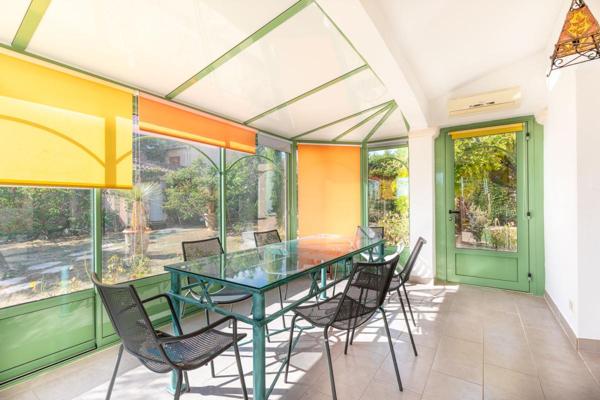 SAINT-SATURNIN-LÈS-AVIGNON ? UNE MAISON, PLUSIEURS PROJETS DE VIE