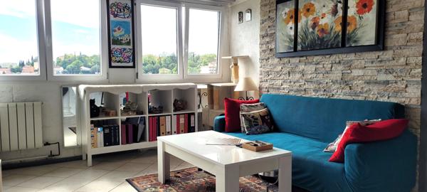 Appartement Grasse 3 pièces, parking, vue dégagée