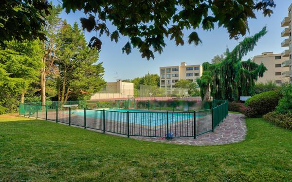 Appartement à vendre    4 pièces • 98,51 m2 Le Pecq