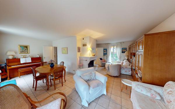 Maison à vendre    7 pièces •  Bailly-Romainvilliers