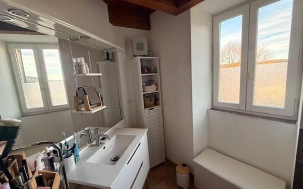 Appartement à vendre    4 pièces • 108 m2 Rosières