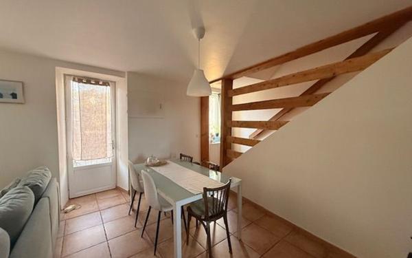 Appartement à vendre    4 pièces • 108 m2 Rosières