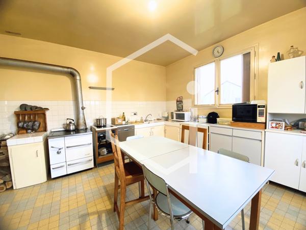 Maison 5 pièce(s) 4 chambre(s) 147 m²