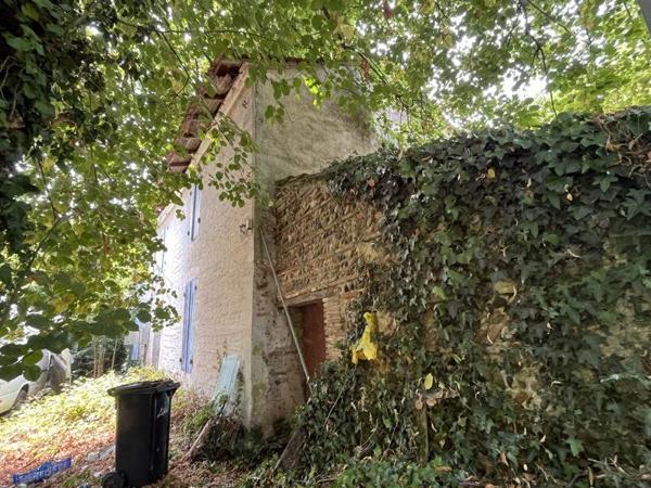Maison à vendre 100 000 € Sauveterre-Saint-Denis 4 p 197 m² DPE E