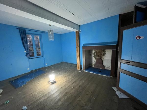 Maison à vendre 100 000 € Sauveterre-Saint-Denis 4 p 197 m² DPE E