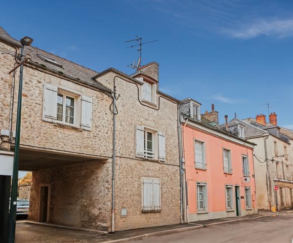 Étampes (91150) Belle opportunité d'investissement locatif ! Joli duplex 3 pièces au coeur d'Etampes