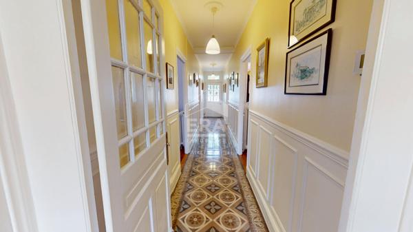 Maison de Maître à vendre ? Cosne-Cours-sur-Loire 9 pièce(s) 228 m2