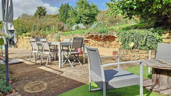 Maison de village de 240m² sur terrain de 9 ares environ