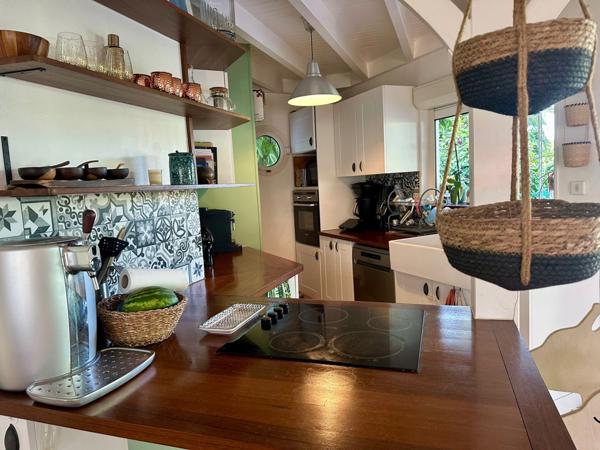 Maison T5 avec grande mezzanine, piscine et terrasse, en EXCLUSIVITE