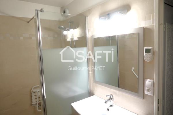 APPARTEMENT F4 83 m² AVEC VUE MAGNIFIQUE, SITUE 5 mn seulement à pied du TRAMWAY T12 DU GRAND PARIS !!!