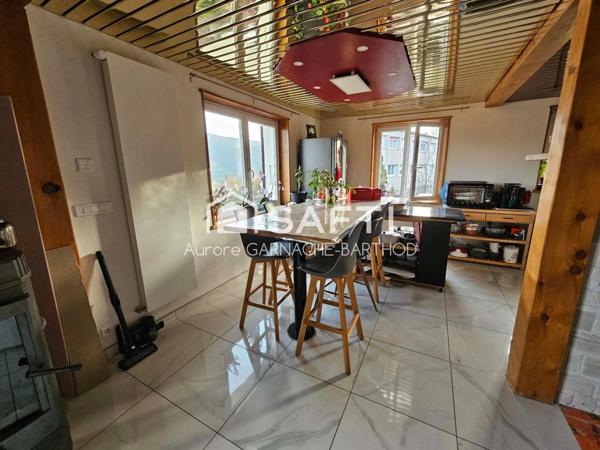 Maison 108 m² avec fort potentiel – Villers-Le-Lac