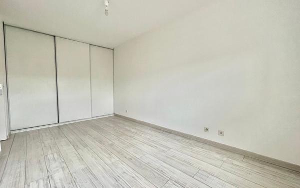 Appartement à vendre    4 pièces • 88 m2 Castanet-Tolosan