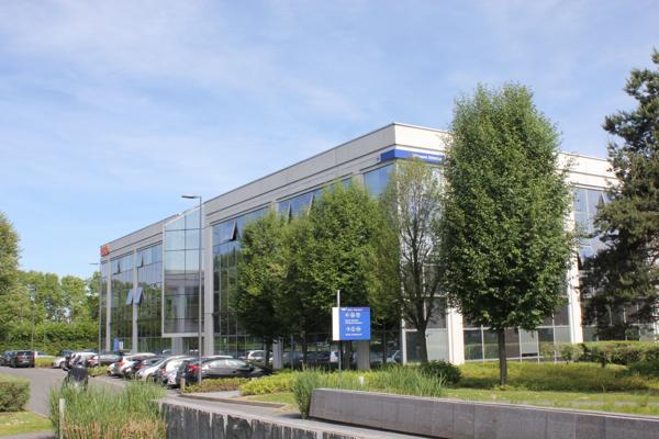 Bureaux à louer à Villepinte accès immédiat RER B et services sur site