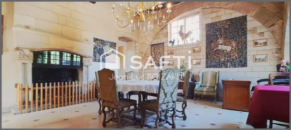 CHÂTEAU DU XIV, XV, XIX SIÈCLE AVEC 17 HECTARES