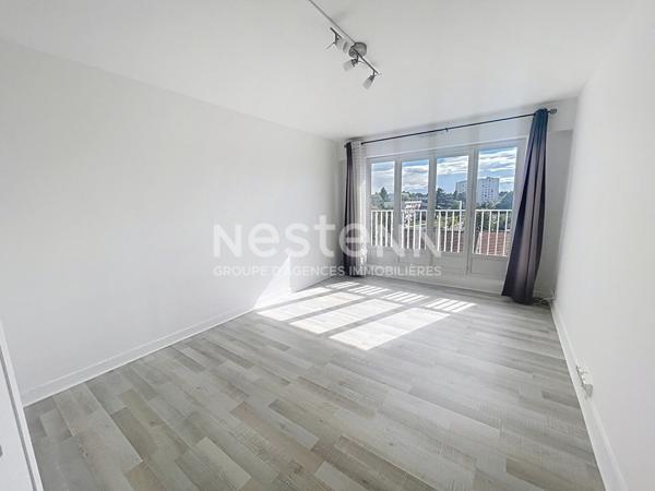 Appartement Chilly Mazarin 3 pièces 63 m2- au 3ème et dernier étage proche école Jean de la Fontaine et plaine de Balizy